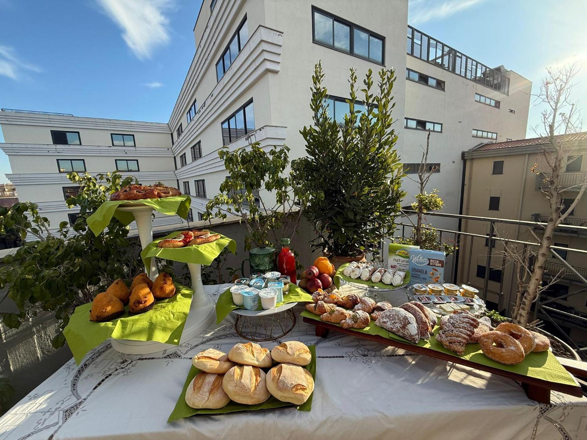 Rooftop53 Catania-Fontanarossai nemzetközi repülőtér Kültér fotó